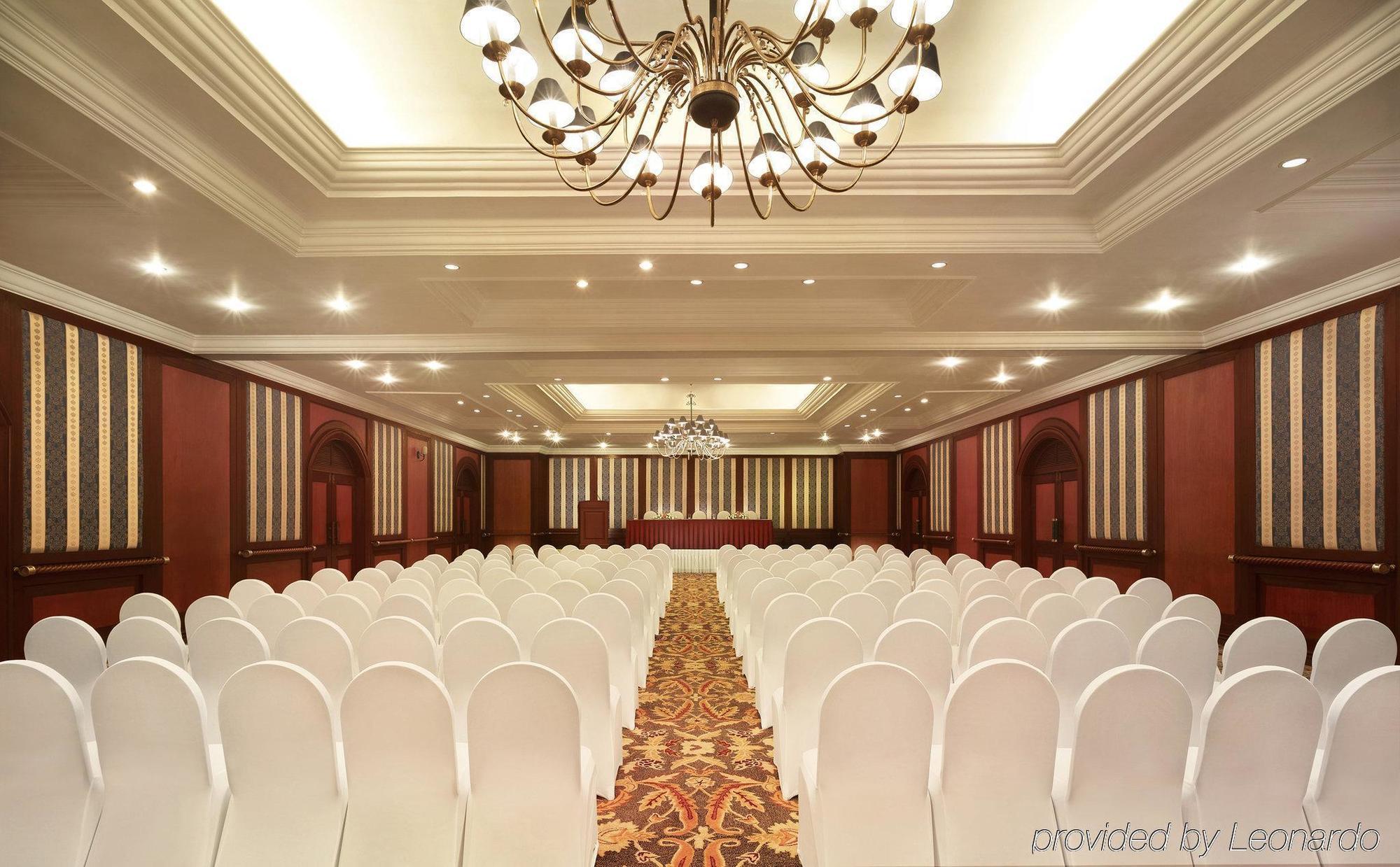 The Gateway Hotel Beach Road, Calicut Экстерьер фото